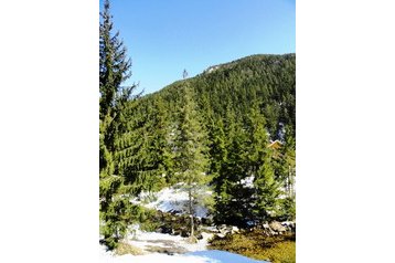 Slovaška Byt Pavčina Lehota, Eksterier